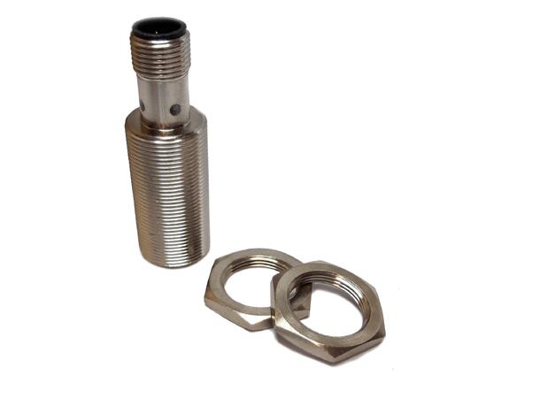 Induktiv giver M18 PNP NO M12-kontakt Innbyggbar Sn: 5,0mm